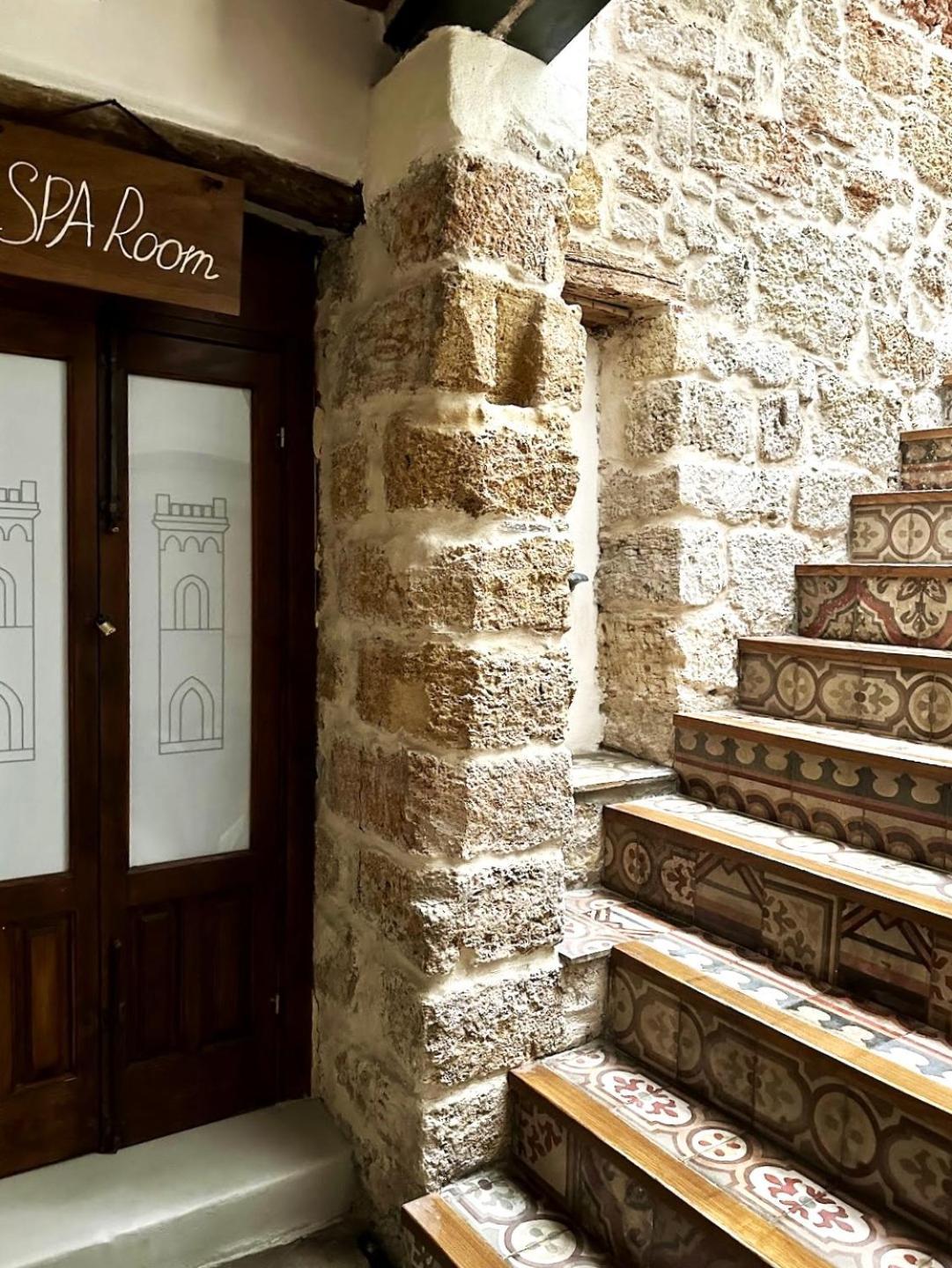 Sette Fate E Solarium Palerme